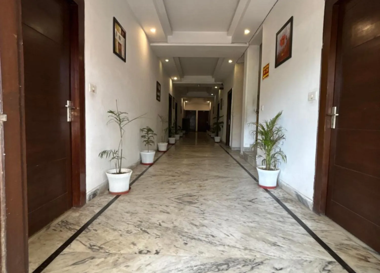 אגרה Hotel Tara Palace By Goyal Hoteliers