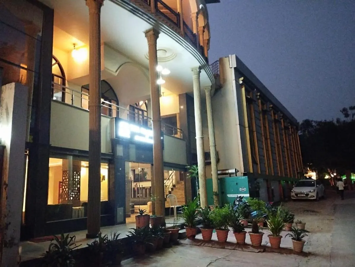 Hotel Tara Palace By Goyal Hoteliers Agra  India
