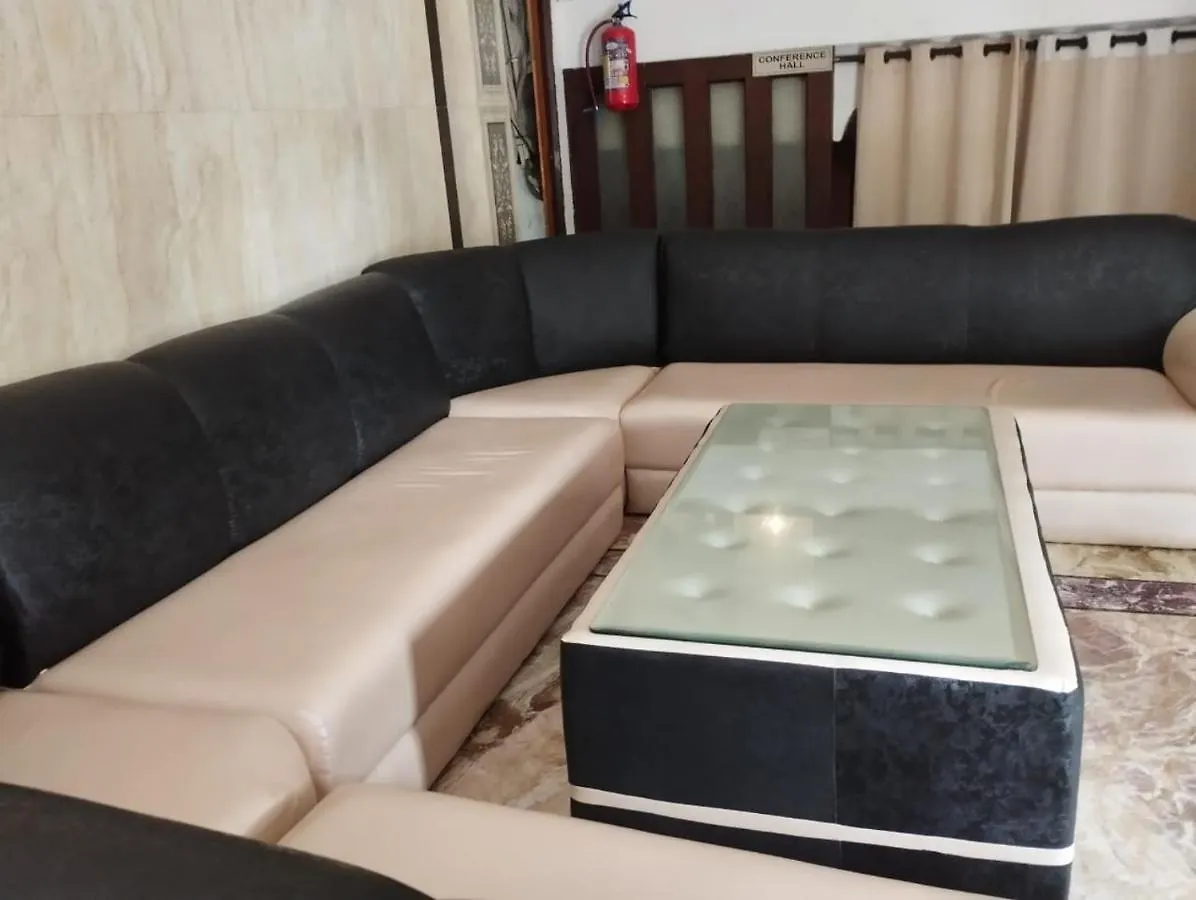 Hotel Tara Palace By Goyal Hoteliers Agra  3*, Agra (Uttar Pradesh) India