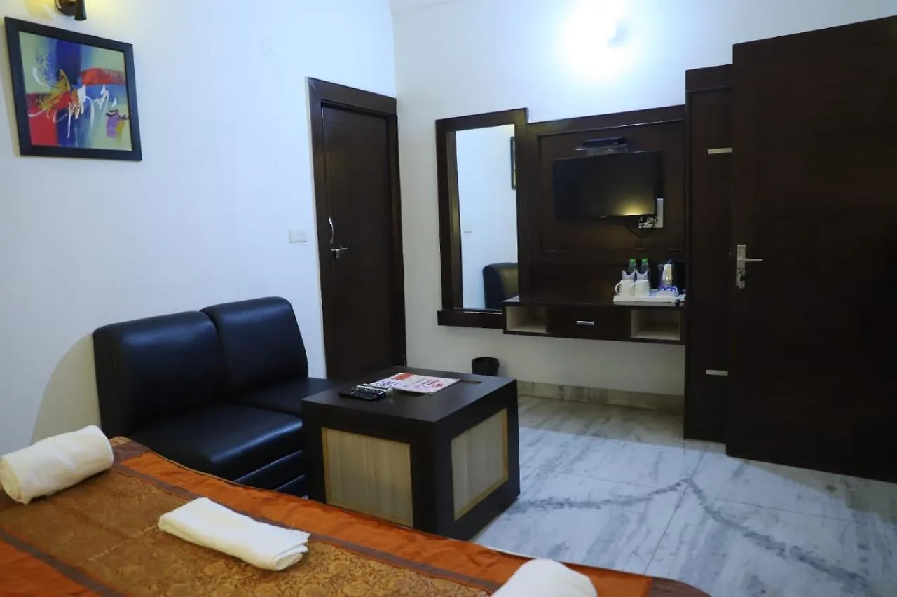 Hotel Tara Palace By Goyal Hoteliers Agra
